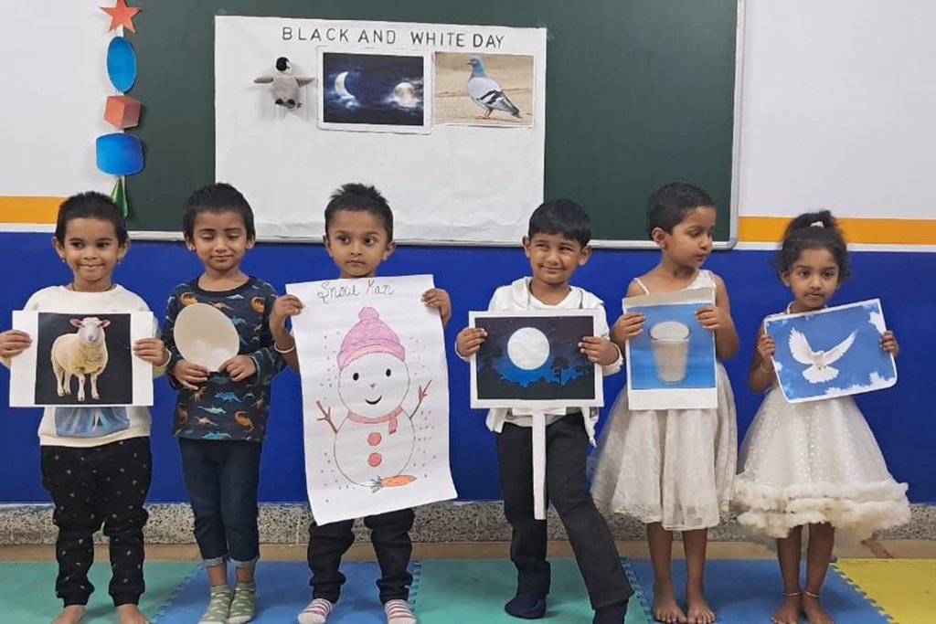 Kidzee Horamavu -  Black & White Day